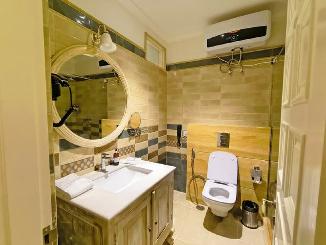 Boutique Room