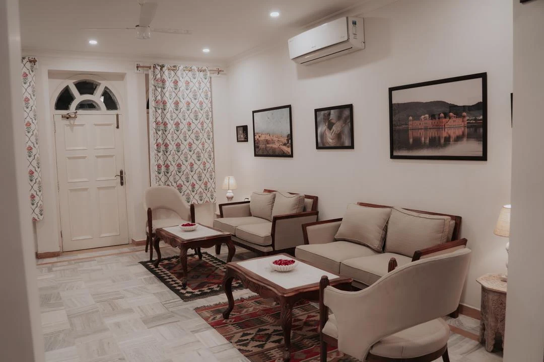 Traditional lounge with handwoven rugs
